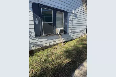 1421 E Ann Arbor Avenue, Dallas, TX 75216 - Photo 2