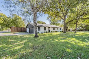 1503 Stanwood Ave, Cleburne, TX 76033 - Photo 4