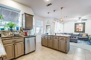 10490 Ridgecrest St, Frisco, TX 75033 - Photo 6