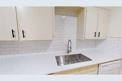 614 W Heard Street #12, Cleburne, TX 76033 - Photo 4