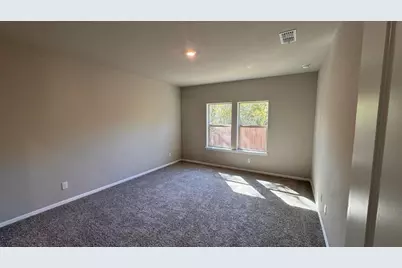 325 Wildrose Circle, Cleburne, TX 76033 - Photo 6