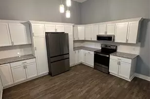 605 S Fordyce St, Blooming Grove, TX 76626 - Photo 14