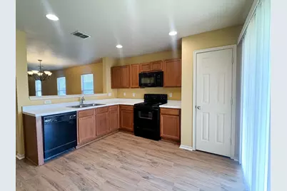 220 Crescent Ridge Drive, Fort Worth, TX 76140 - Photo 8