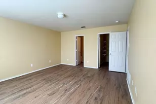 220 Cres Ridge Dr, Fort Worth, TX 76140 - Photo 12