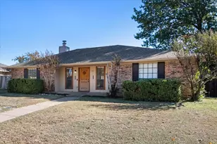 505 Meadow Ridge, Cedar Hill, TX 75104 - Photo 1