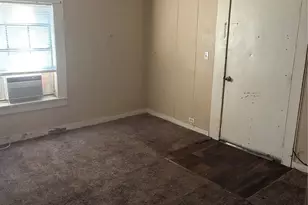 1070 15th St SE, Paris, TX 75460 - Photo 6