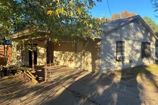 1070 15th St SE, Paris, TX 75460 - Photo 16