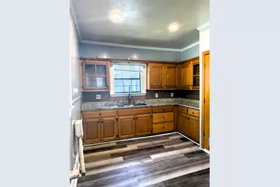 1444 W 6th Avenue, Corsicana, TX 75110 - Photo 16