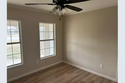 701 E Jefferson Avenue, Whitney, TX 76692 - Photo 8