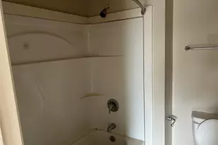 701 E Jefferson Ave, Whitney, TX 76692 - Photo 12