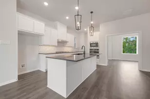 5825 Water Brg Ln, Fort Worth, TX 76109 - Photo 16