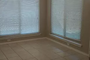 409 Park Meadows Dr, Crowley, TX 76036 - Photo 14