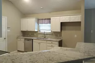 409 Park Meadows Dr, Crowley, TX 76036 - Photo 4