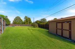 1923 Little Fawn Ct, Lewisville, TX 75067 - Photo 26