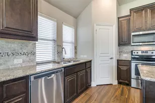 556 Avery Pointe, Lavon, TX 75166 - Photo 10