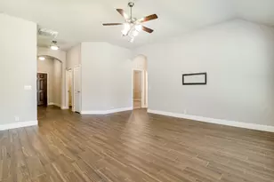 556 Avery Pointe, Lavon, TX 75166 - Photo 6