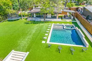 9755 Van Dyke Rd, Dallas, TX 75218 - Photo 4