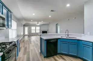 815 Creekside Dr, Little Elm, TX 75068 - Photo 14
