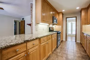 2627 Forest Grove Dr, Richardson, TX 75080 - Photo 8