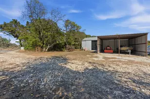 894 Hcr 1429, Covington, TX 76636 - Photo 32