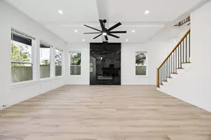 1035 Strickland St, Dallas, TX 75211 - Photo 8