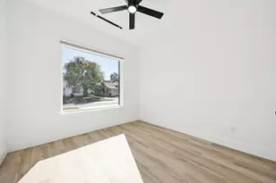 1035 Strickland St, Dallas, TX 75211 - Photo 12