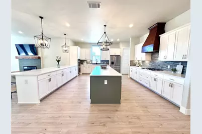 2402 Amesbury Drive, Midlothian, TX 76065 - Photo 8