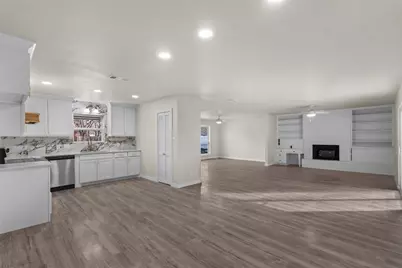 1917 Windlea Drive, Euless, TX 76040 - Photo 14