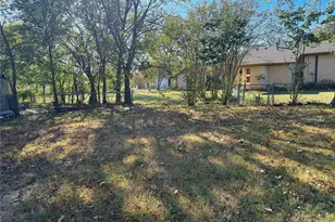 406 N College St, Howe, TX 75459 - Photo 4