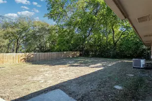 807 E College St, Athens, TX 75751 - Photo 20