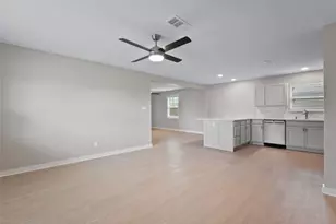 421 S Interurban St, Anna, TX 75409 - Photo 6