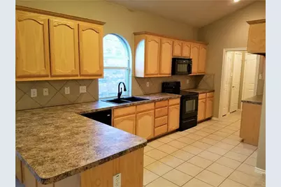 4105 Claymore Lane, Fort Worth, TX 76244 - Photo 4