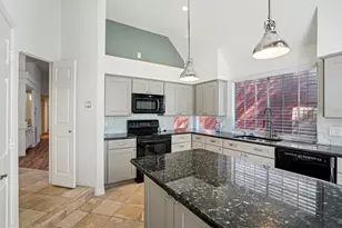 401 Dakota Trail, Irving, TX 75063 - Photo 10