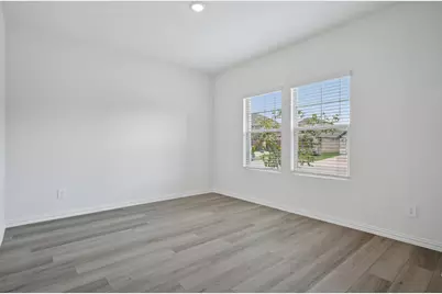 706 Edgehurst Drive, Princeton, TX 75071 - Photo 12