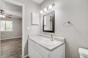 1200 Alder Dr, Arlington, TX 76012 - Photo 18