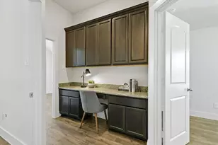309 Horseshoe Bnd, Valley View, TX 76272 - Photo 14