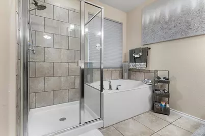 9001 Bronze Meadow Drive, Fort Worth, TX 76131 - Photo 22