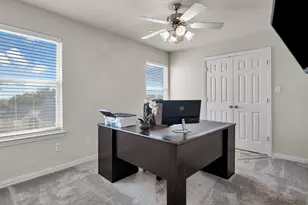 2700 Club Ridge Dr, Lewisville, TX 75067 - Photo 10