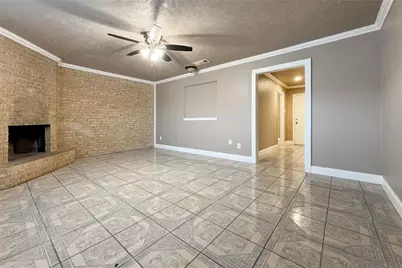 1 W Mountain Creek Drive, Grand Prairie, TX 75052 - Photo 8