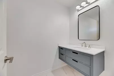 812 Isla Verde Plaza, Dallas, TX 75211 - Photo 12