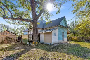 713 E College St, Terrell, TX 75160 - Photo 24