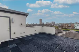 1925 California Dr, Dallas, TX 75204 - Photo 24