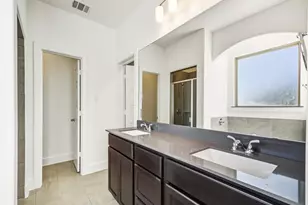 100 Maverick Trl, Valley View, TX 76272 - Photo 16