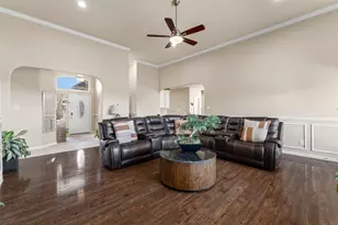 1357 Lake Grove Ln, DeSoto, TX 75115 - Photo 4