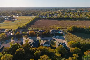 1357 Lake Grove Ln, DeSoto, TX 75115 - Photo 38