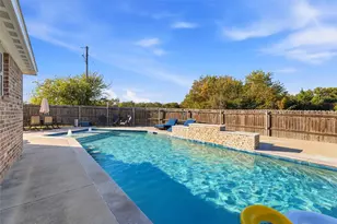 1357 Lake Grove Ln, DeSoto, TX 75115 - Photo 32