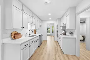 4124 Twilight Dr S, Benbrook, TX 76116 - Photo 10