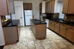 3309 Beckingham Ct, Flower Mound, TX 75022 - Photo 12