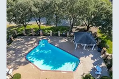 1504 Creek Bank Lane, Arlington, TX 76014 - Photo 2