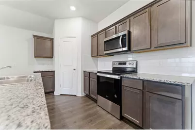 1012 Poinsettia Boulevard, Denton, TX 76209 - Photo 6